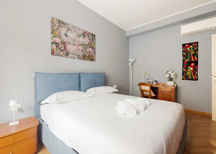 Guesthost - Unimi & Politecnico Roomy Apt With Balcony